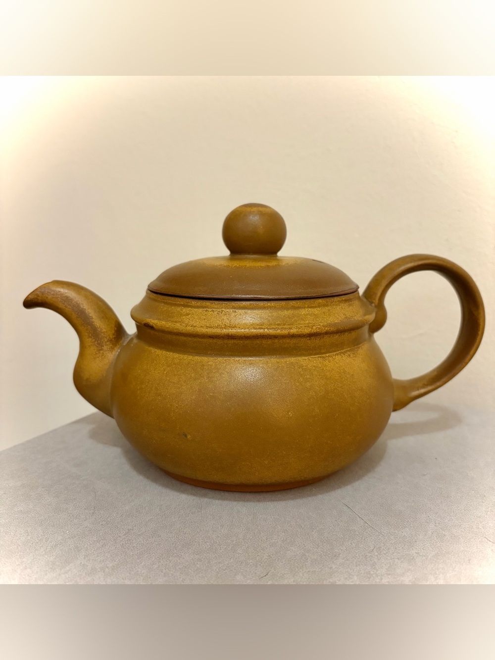 Bennington Potters Tavernware Stoneware Mustard Gold Teapot with Lid Vermont VTG